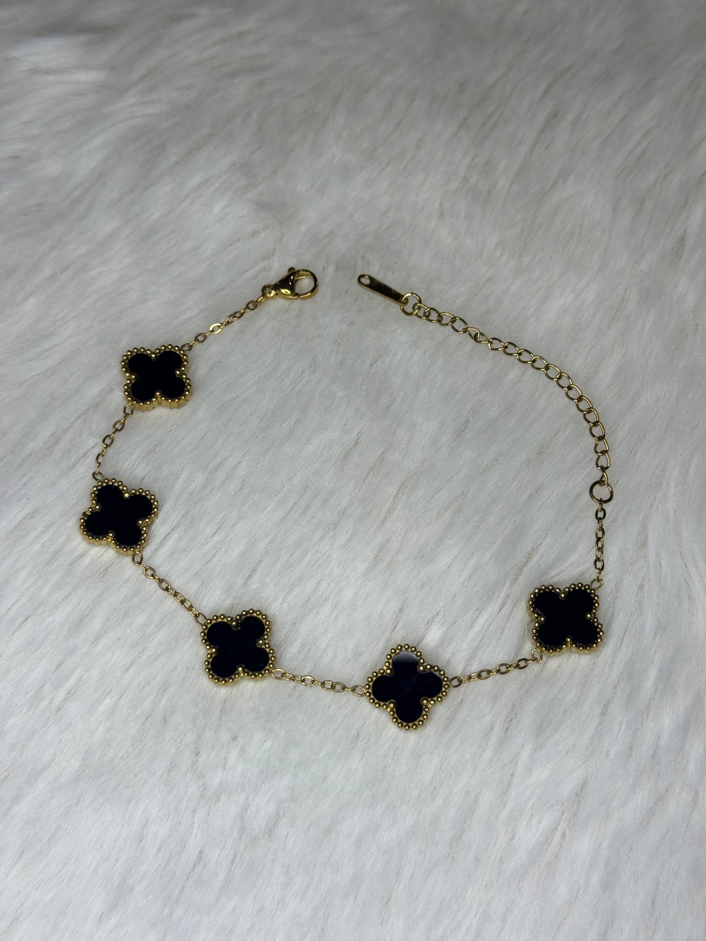 Clover bracelet
