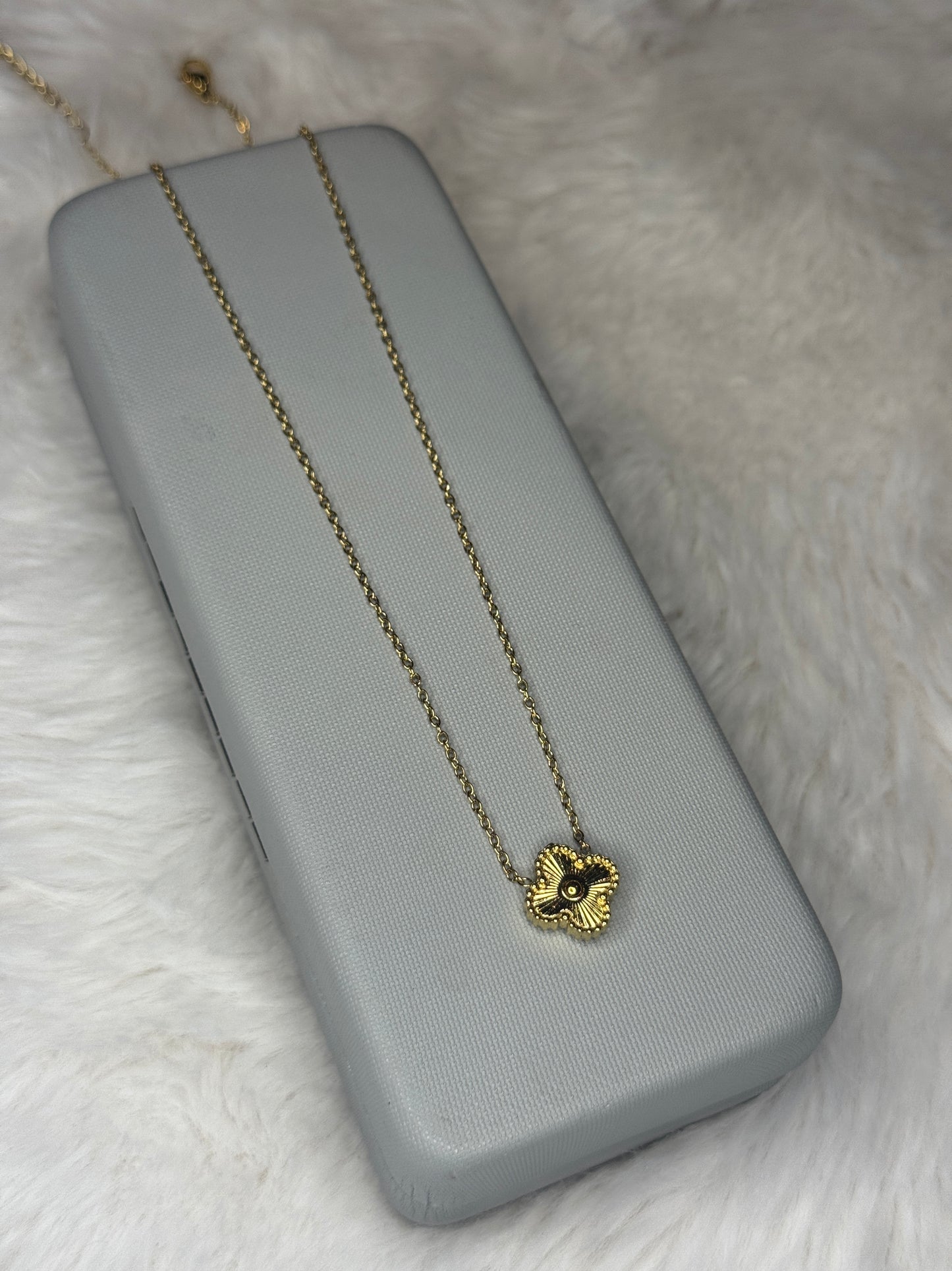 Clover Necklace