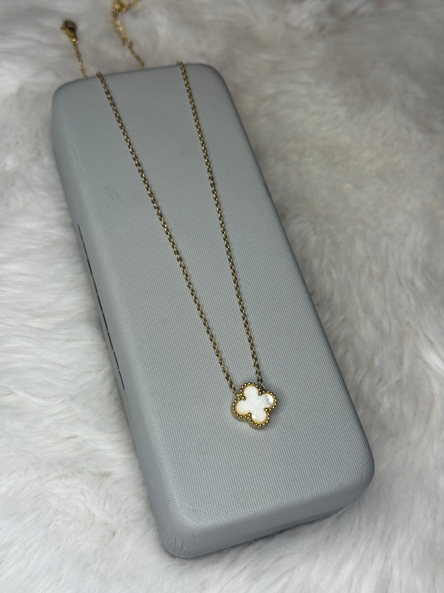Clover Necklace