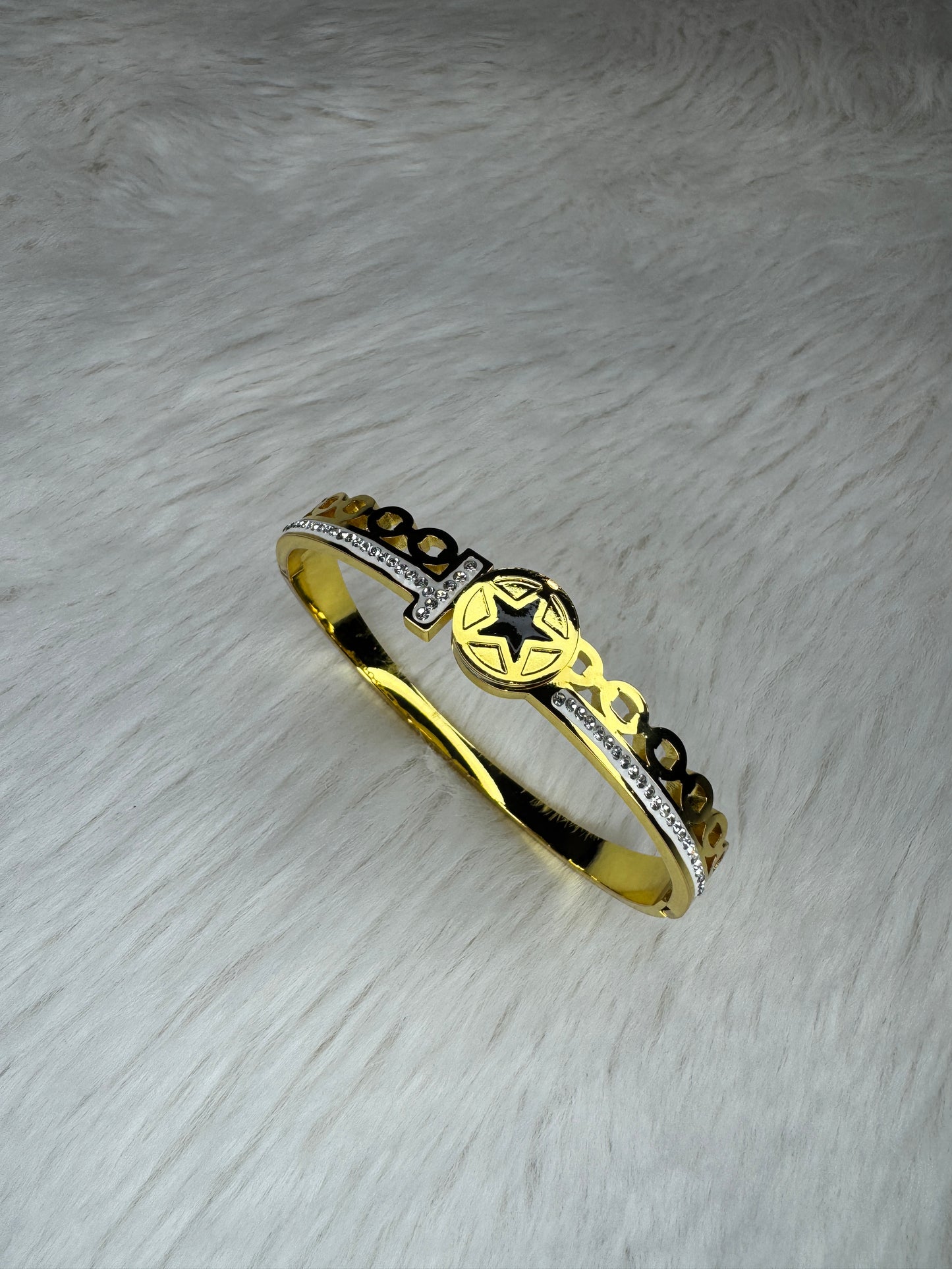 Stella Noir Bracelet Bangle