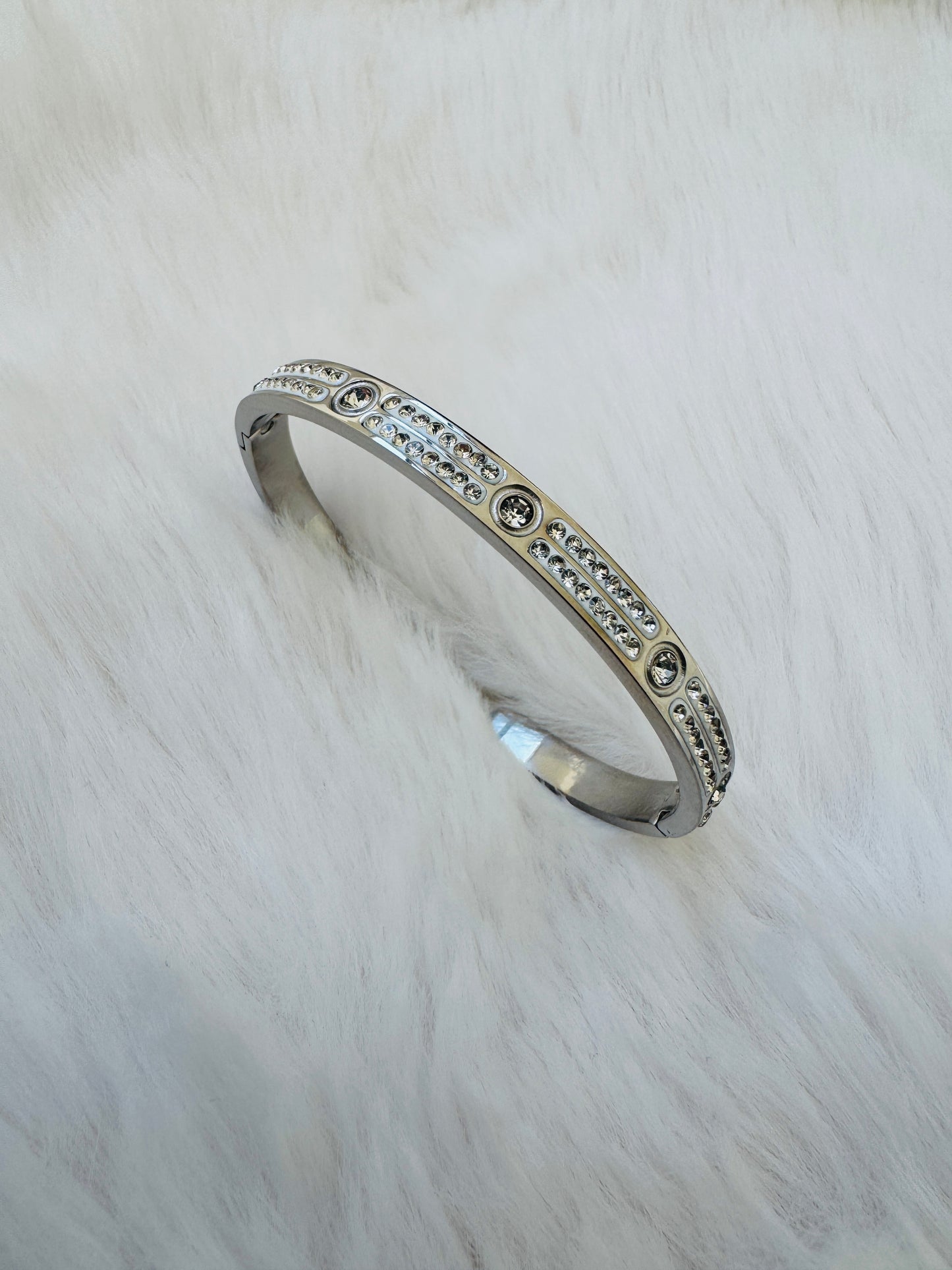 Dazzle Silver Bracelet Bangle