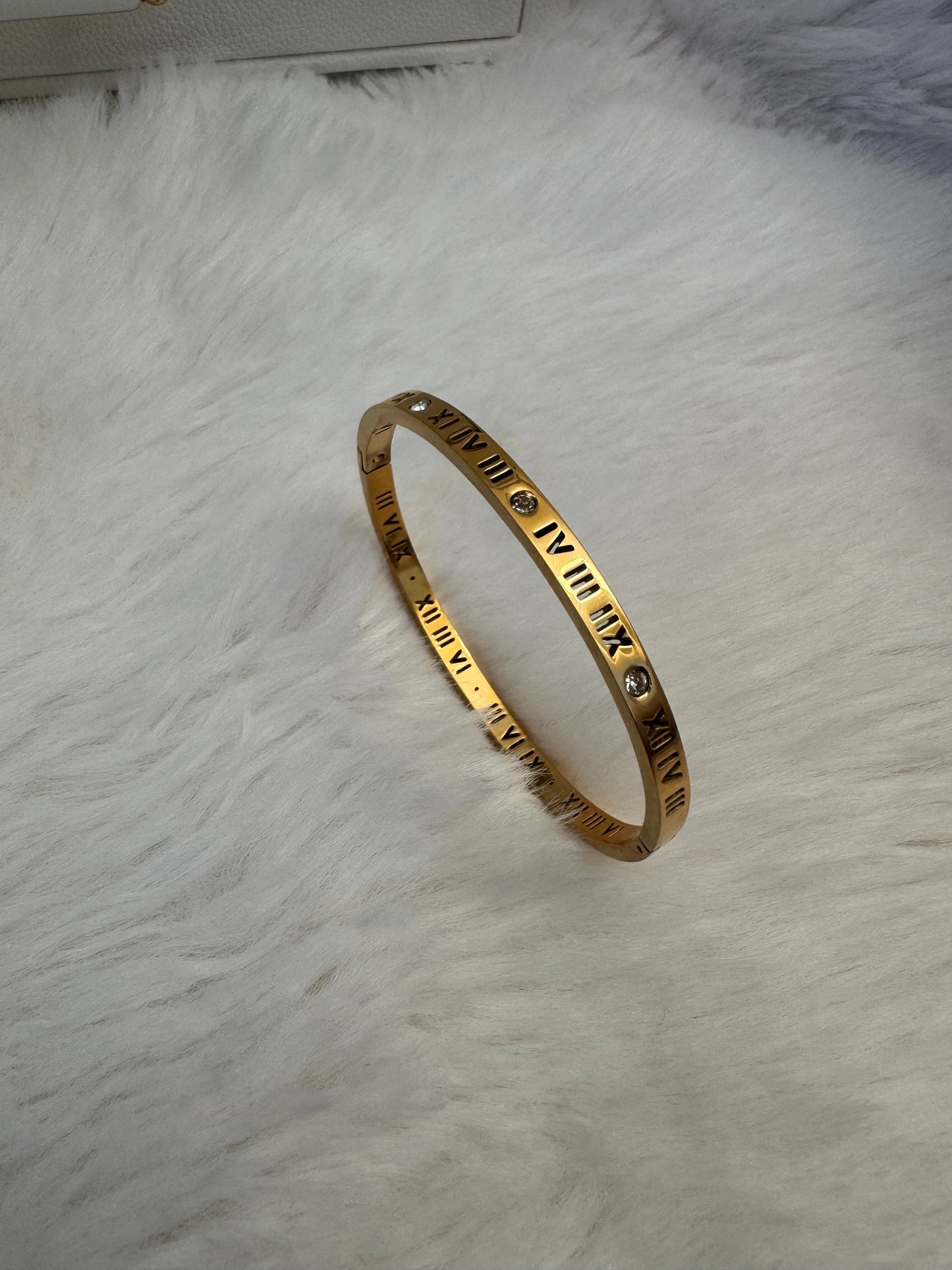 Roma Luxe Bracelet bangle