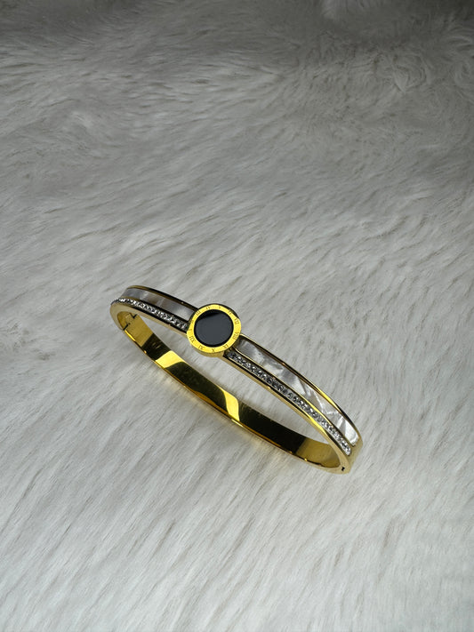 Chrona Noir Bracelet Bangle