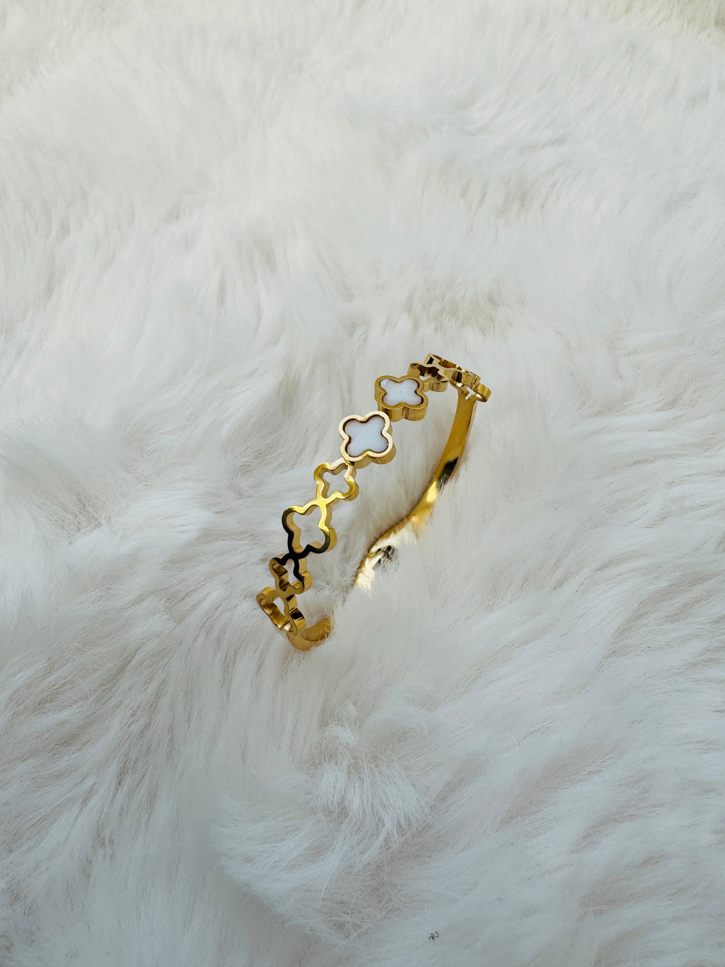 Eternal Bloom Clover Bracelet Bangle