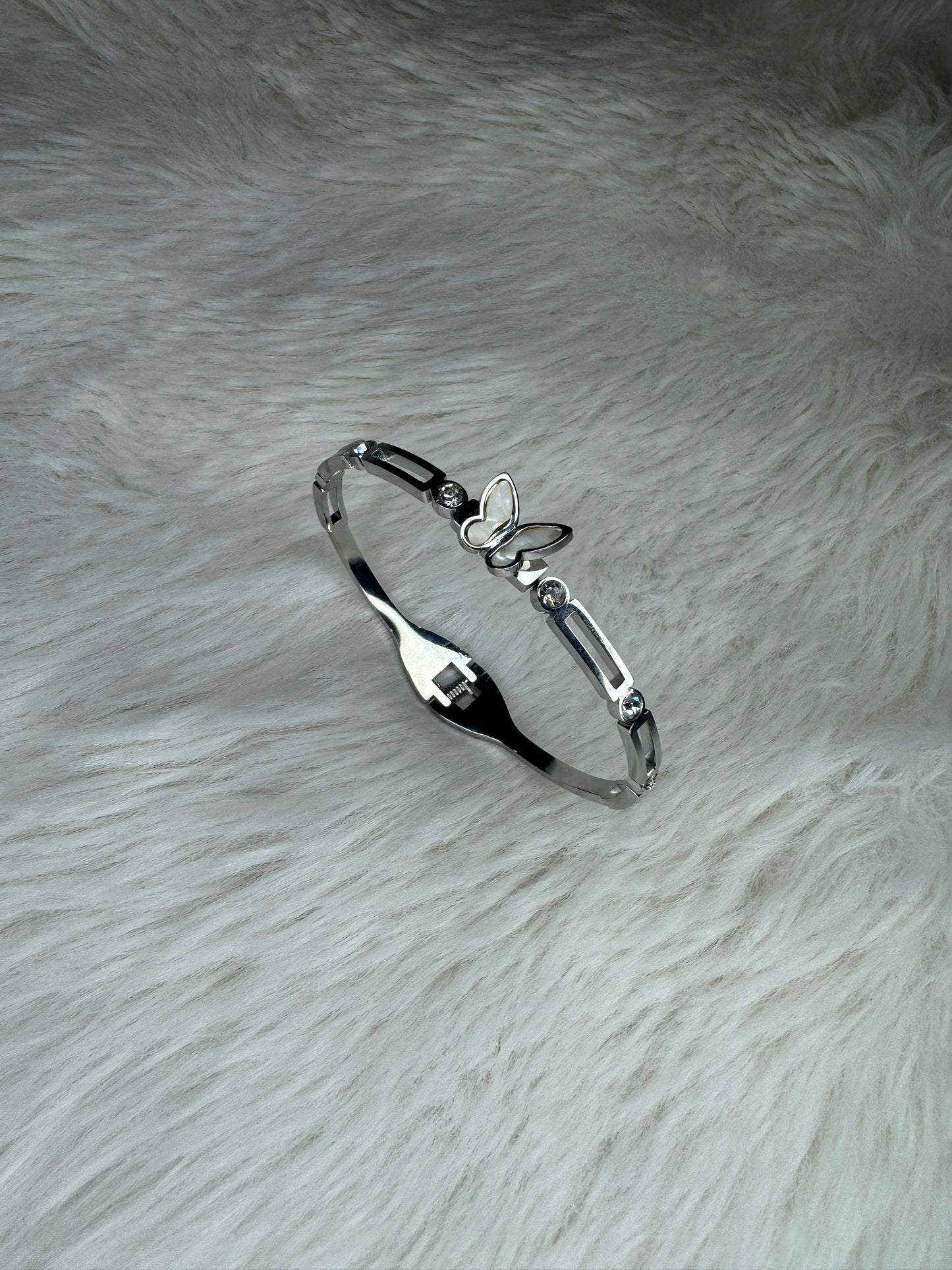 Ailes Bracelet Bangle