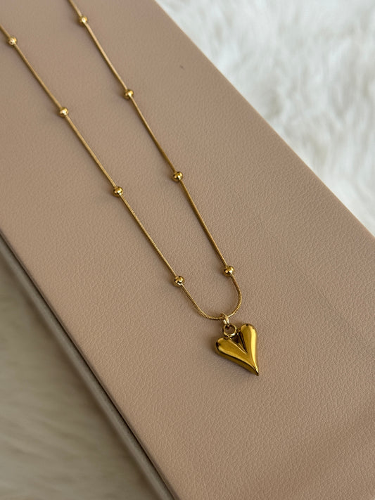 Heart pop necklace