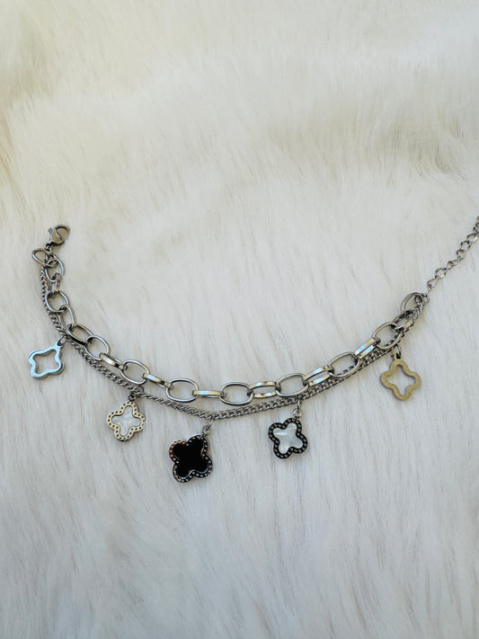 Golden/Silver Clover Bracelet